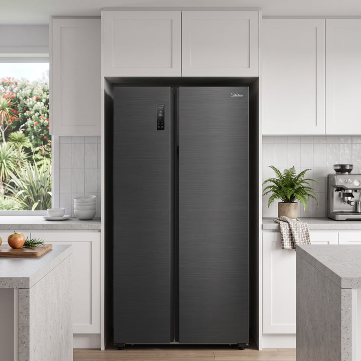 Midea SpaceMaster 700L Side by Side Fridge Freezer lifestyle
