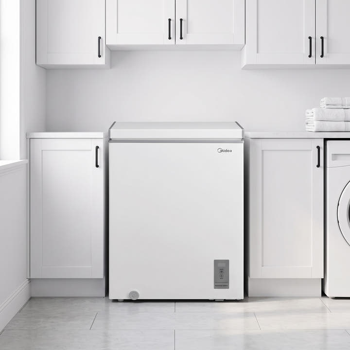 Midea 143L Chest Freezer lifestyle